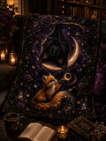 🌙 Moonlit Companions – Kuscheldecke mit Fledermaus & Fuchs